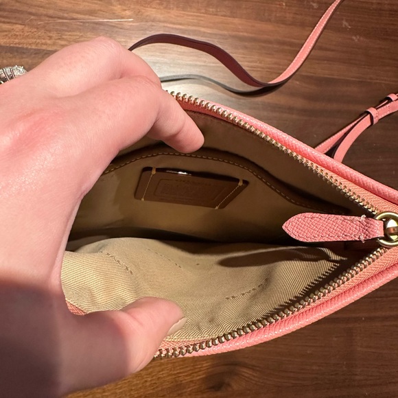 Coach Crossbody Pink *Barely Used* Bought from Coach website - Picture 3 of 7